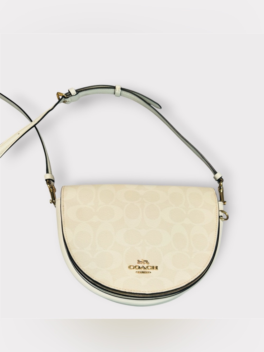 Coach Cream Signature Half Moon Crossbody Gold Hardware C1430 EUC